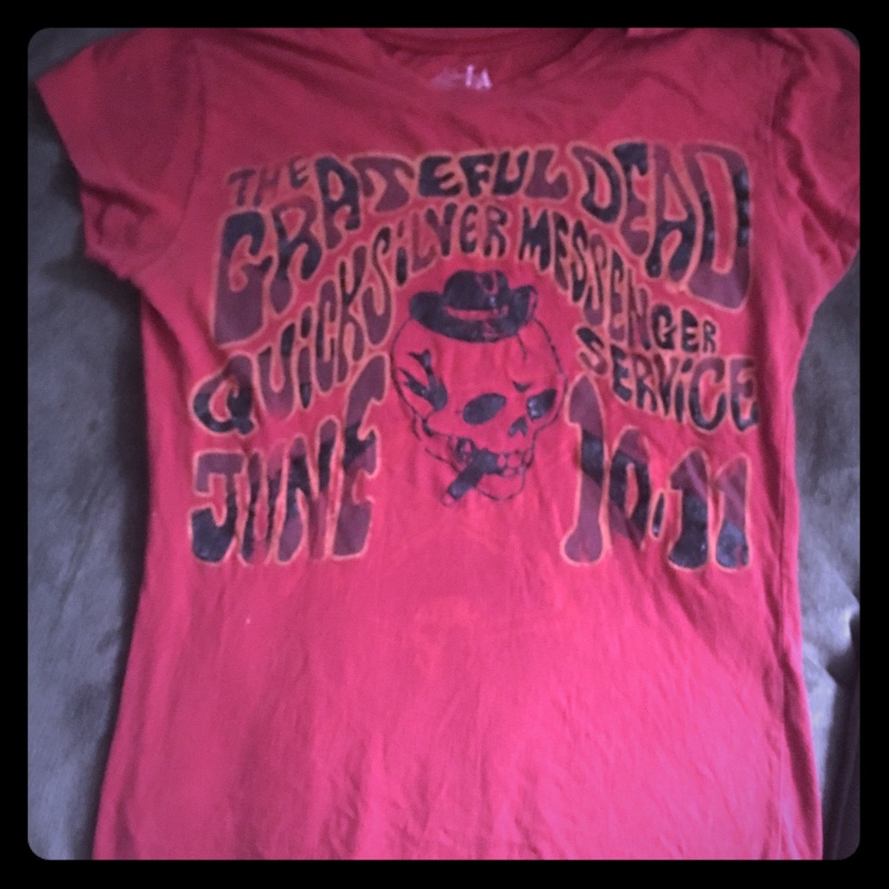 Grateful Dead t